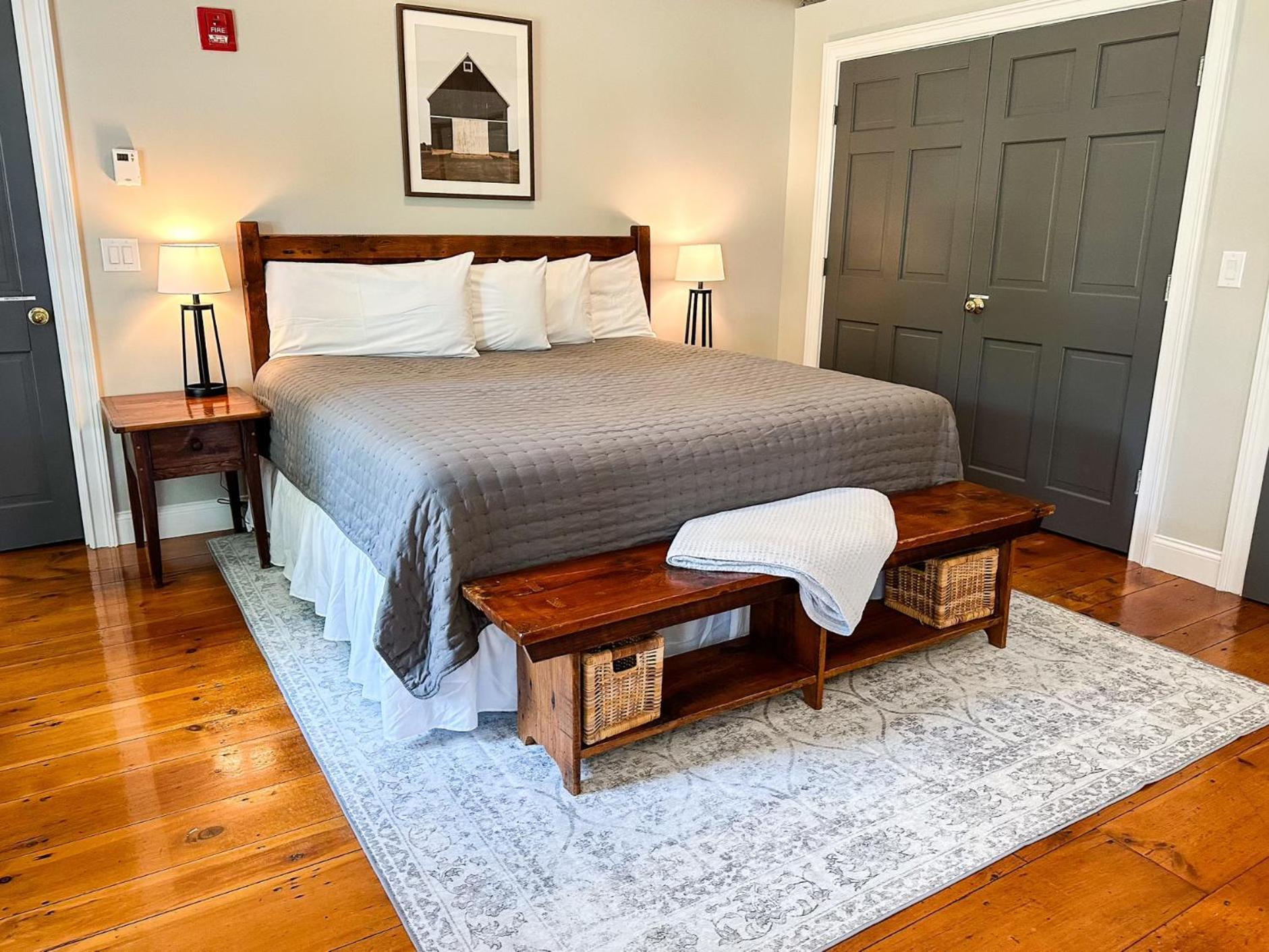 The Black Walnut Inn Amherst Ngoại thất bức ảnh
