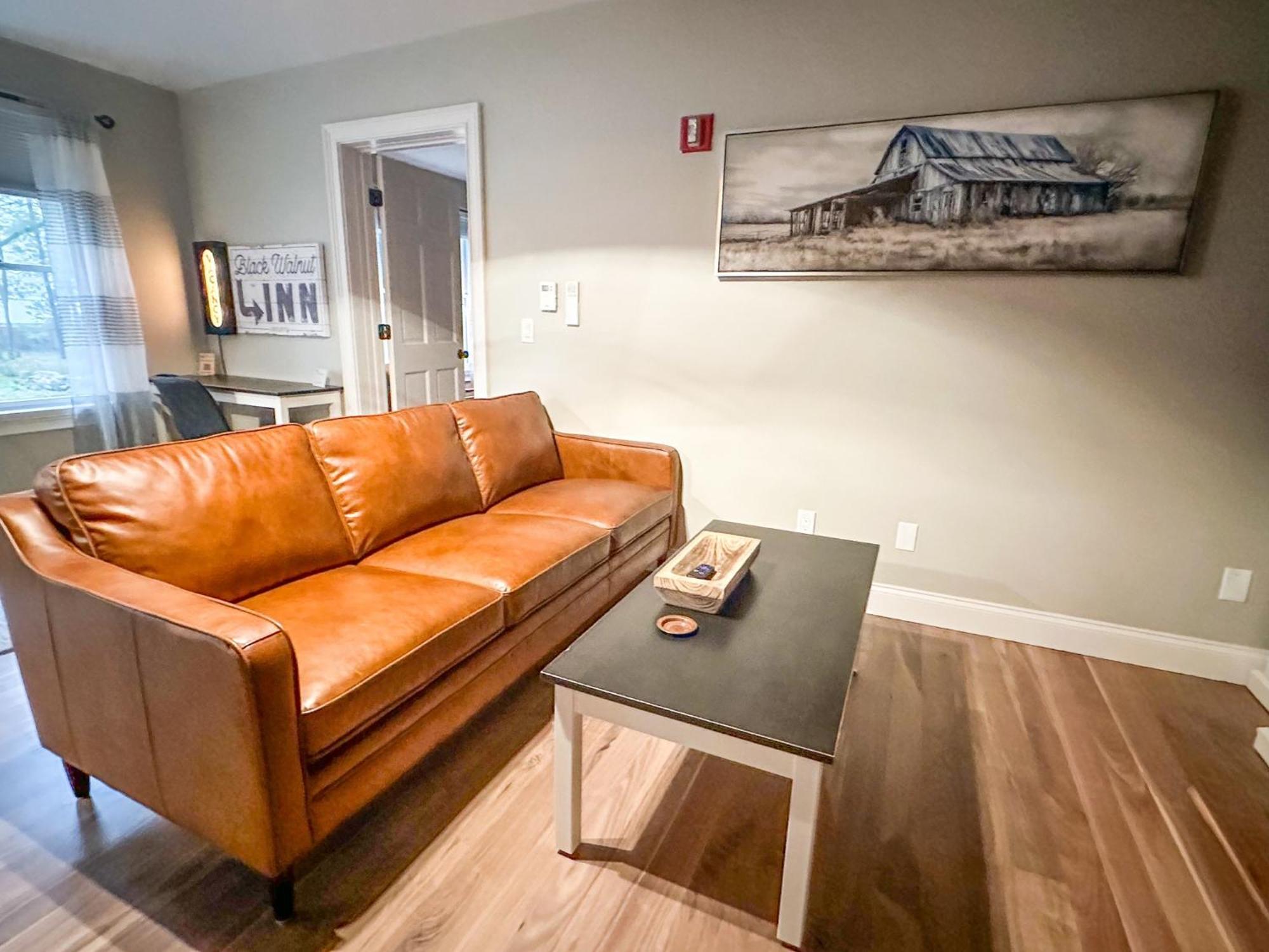 The Black Walnut Inn Amherst Ngoại thất bức ảnh