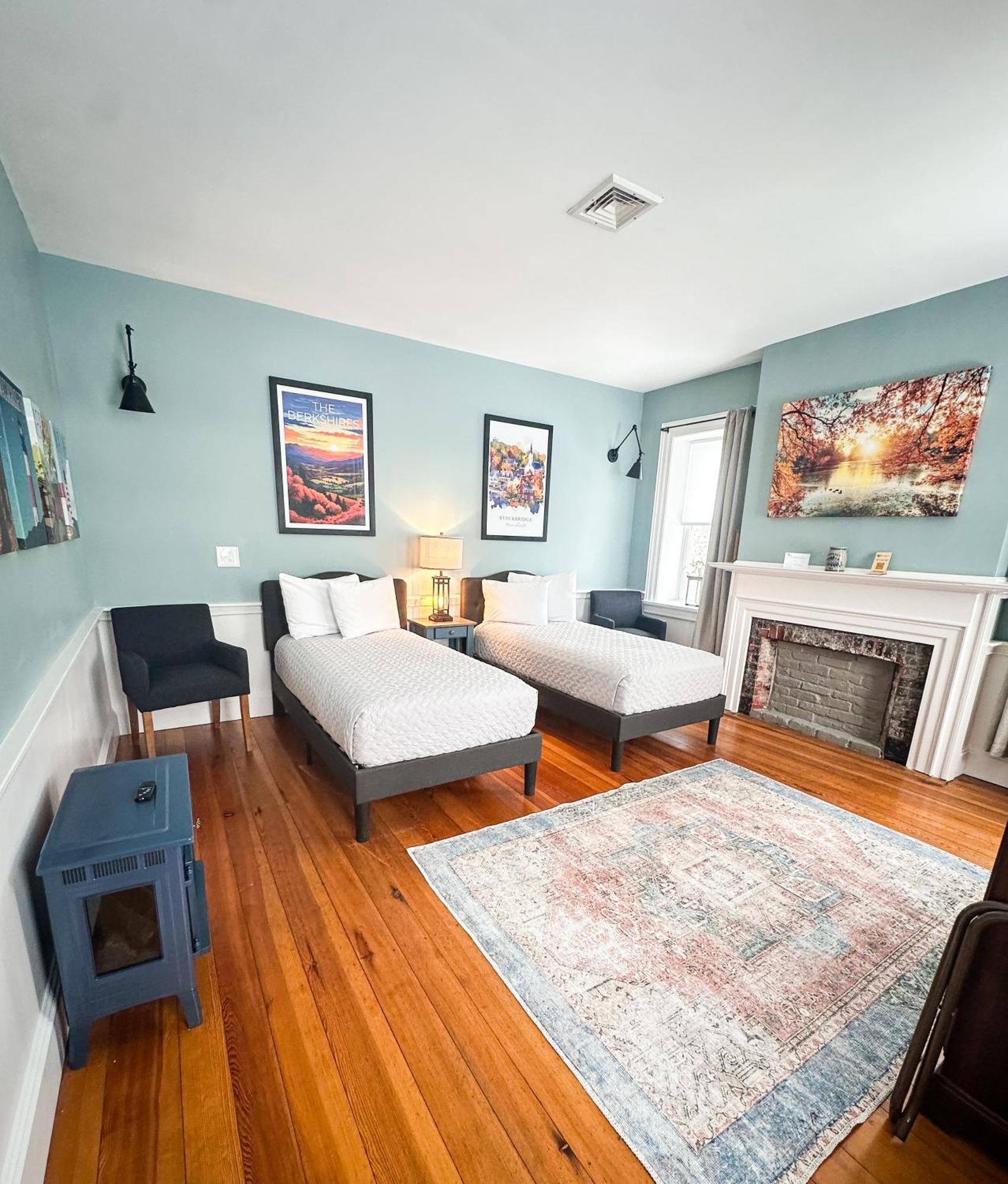 The Black Walnut Inn Amherst Ngoại thất bức ảnh