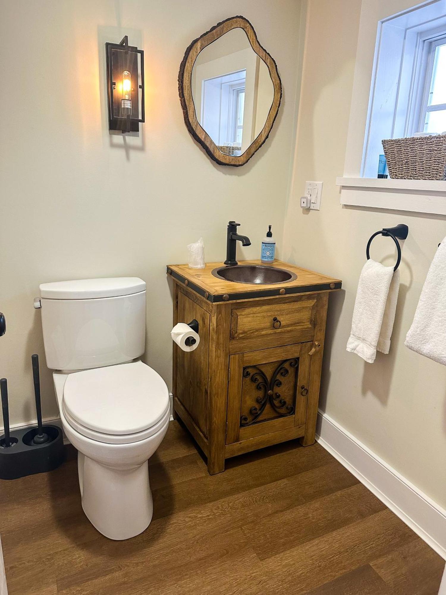 The Black Walnut Inn Amherst Ngoại thất bức ảnh